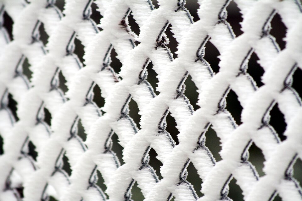Icing whites frost
