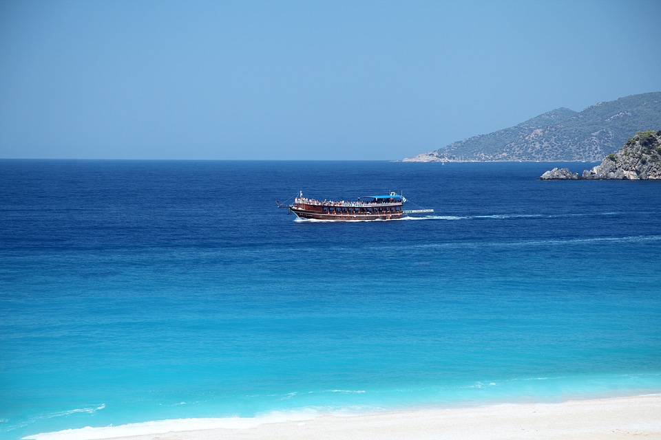 Coast color holiday