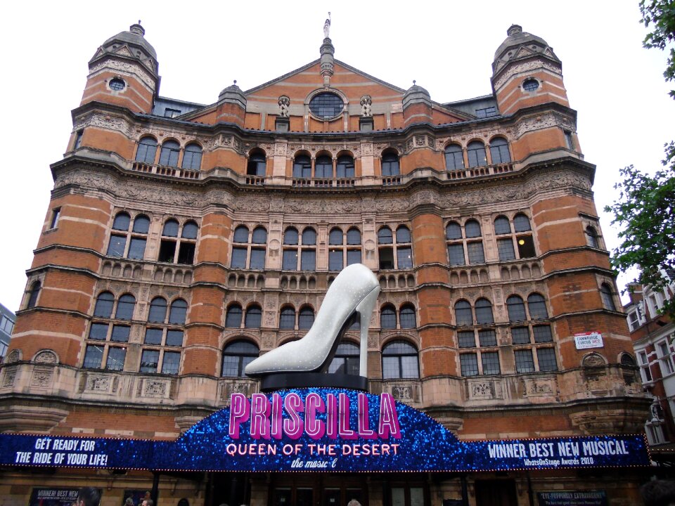 Theatre london travel
