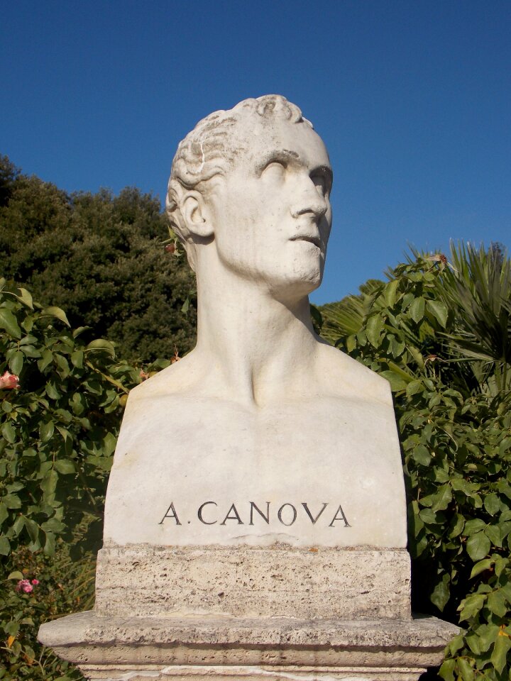 Face ancient canova