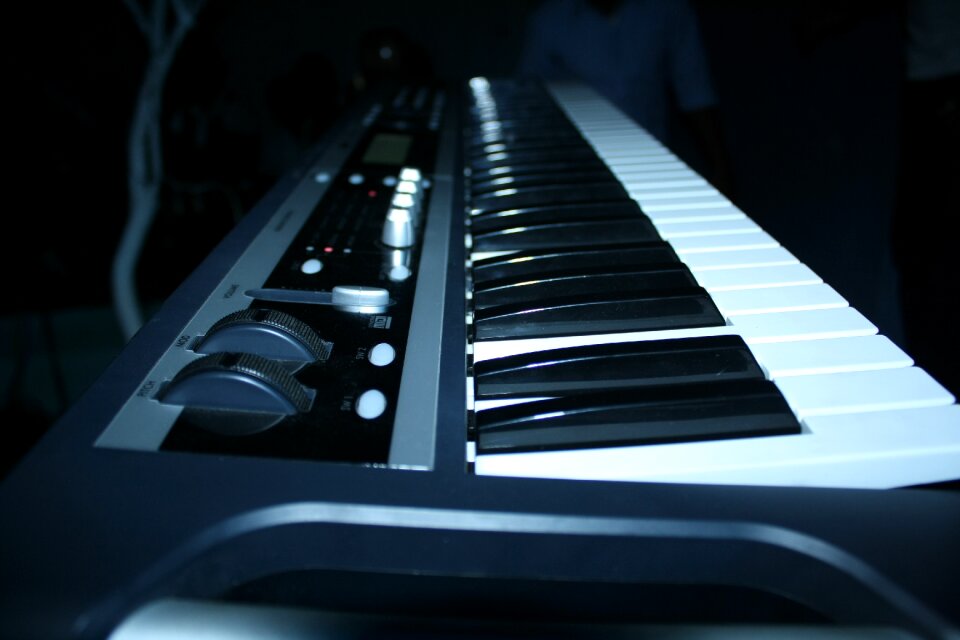 Piano music instruments