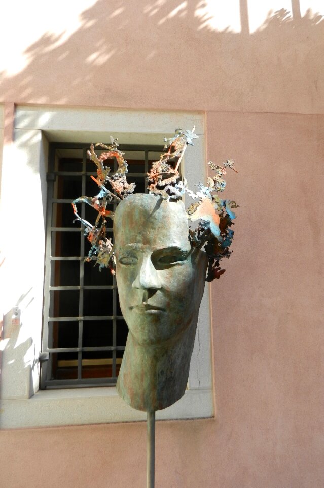 Sculpture head bronze
