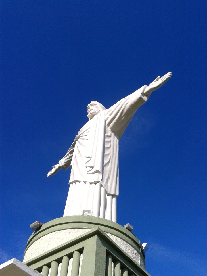 Replica monument art