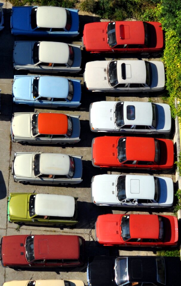 Auto satellite vehicles