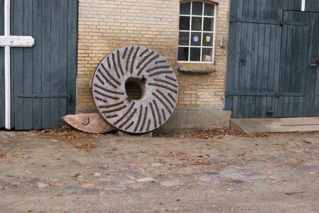 Mill stone grey mill