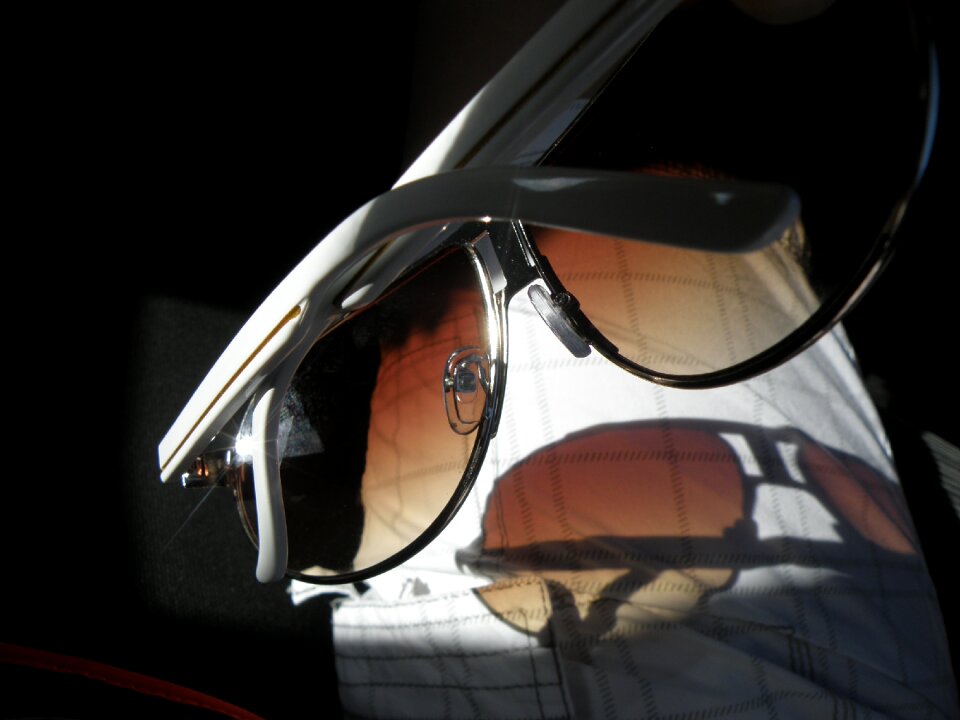 Sun white shadow