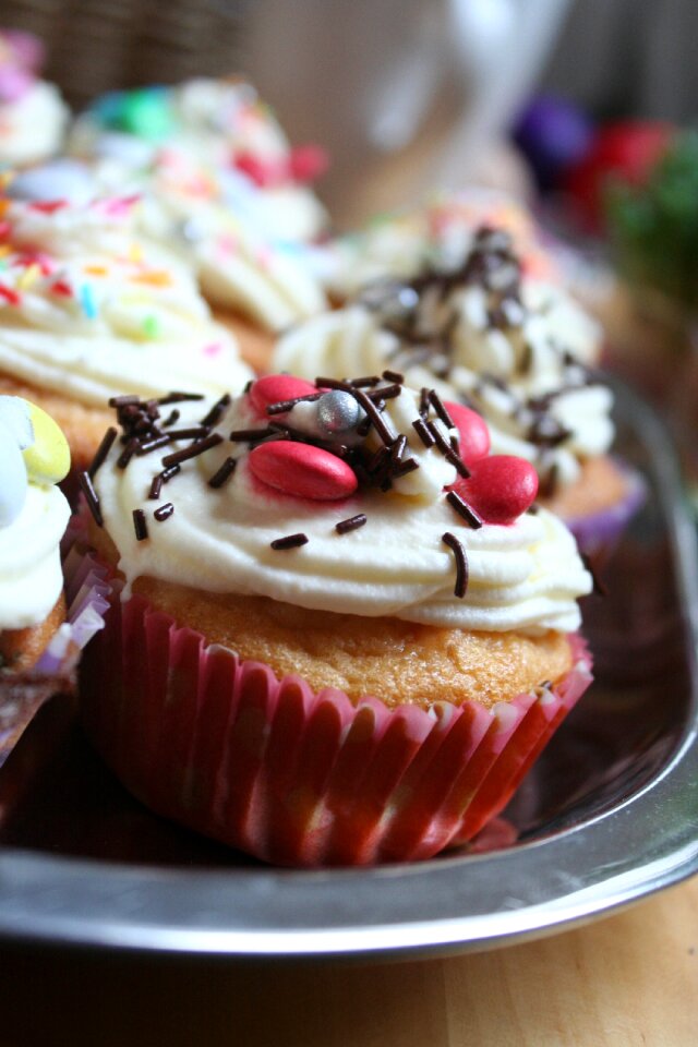 Bun cake with cream cake photo