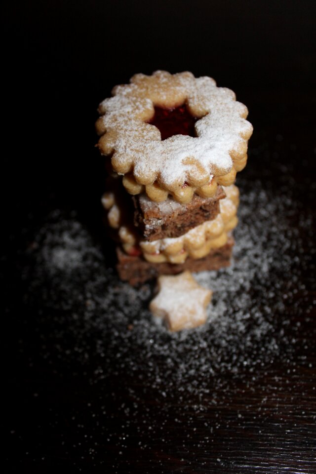 Sweet cookies bake