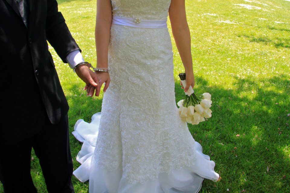 Wife bouquet relationship