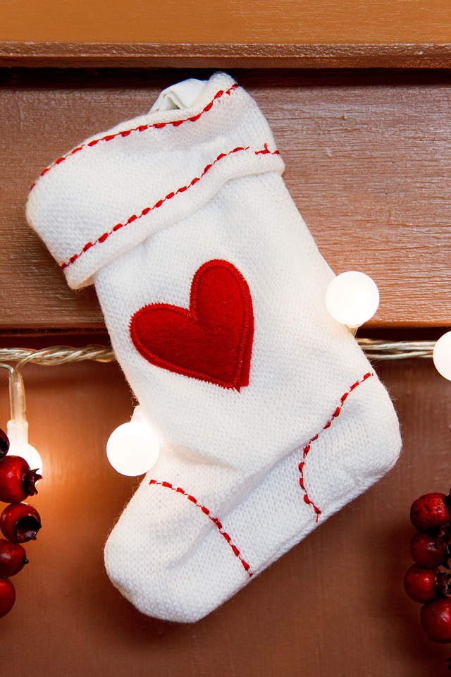 Hang holiday object