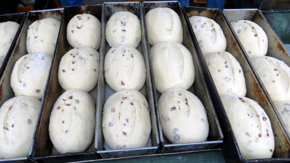 Raisin mares bake baking moulds