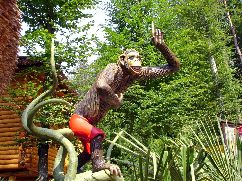 Safari replica sculpture