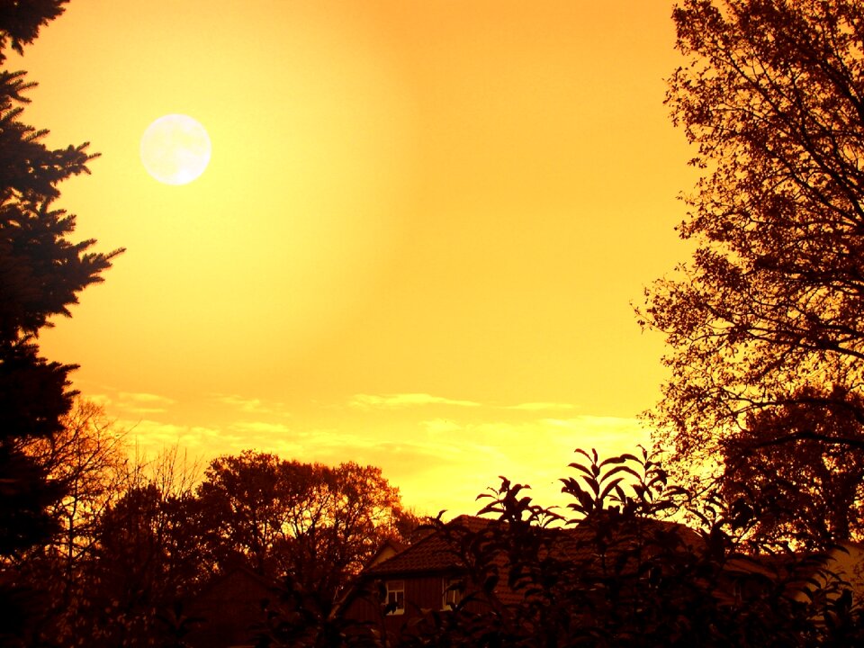 Sunset clouds sun