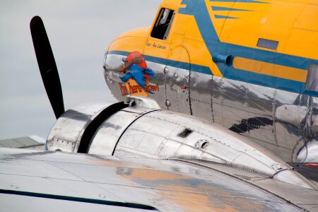 Passenger aircraft motor engine