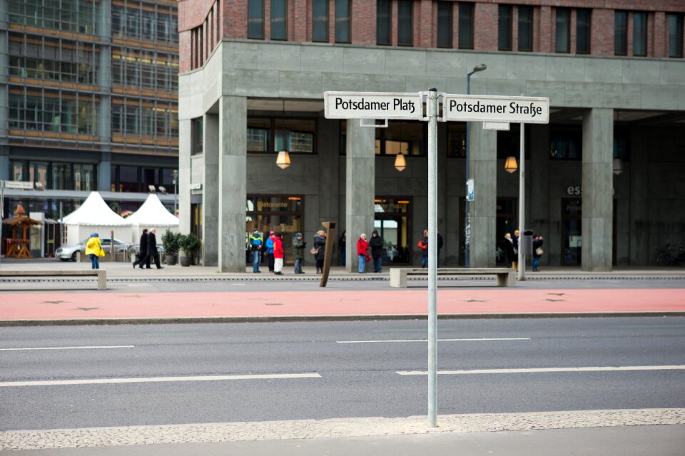 Potsdamer platz potsdamer strasse road