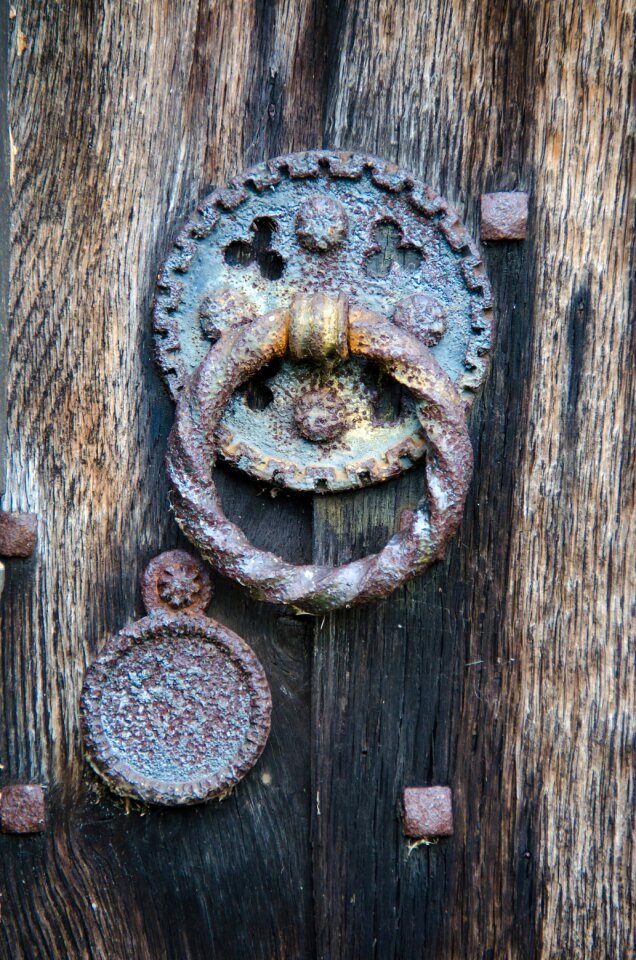 Entrance antique knob