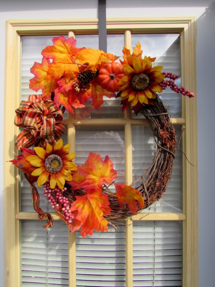 Season leaves thanksgiving