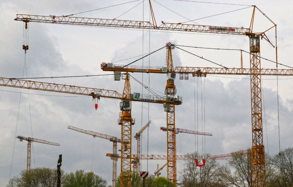 Construction site berlin liebherr