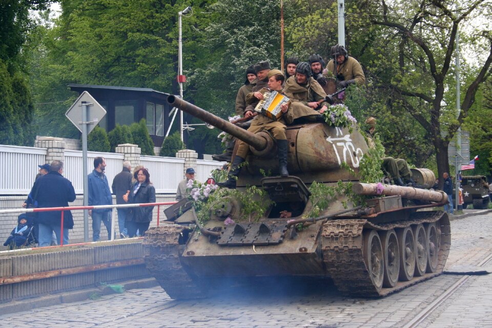 Soldiers tanks military parade