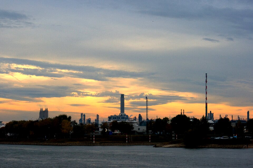 Rhine bank ludwigshafen