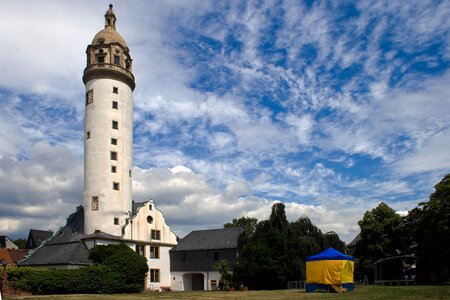 Maximum castle tower