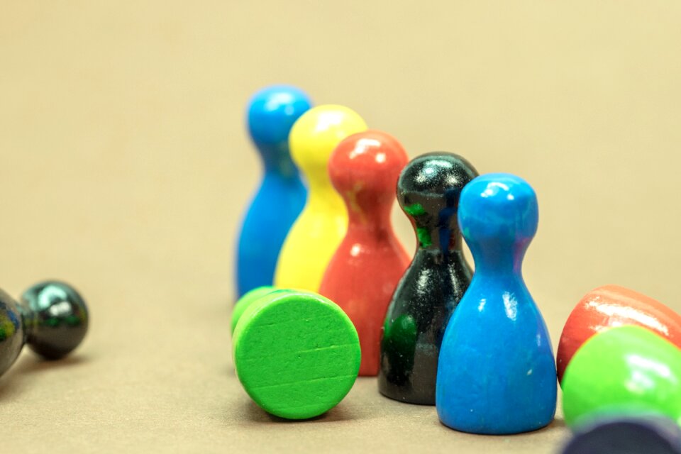 Stones cone gesellschaftsspiel