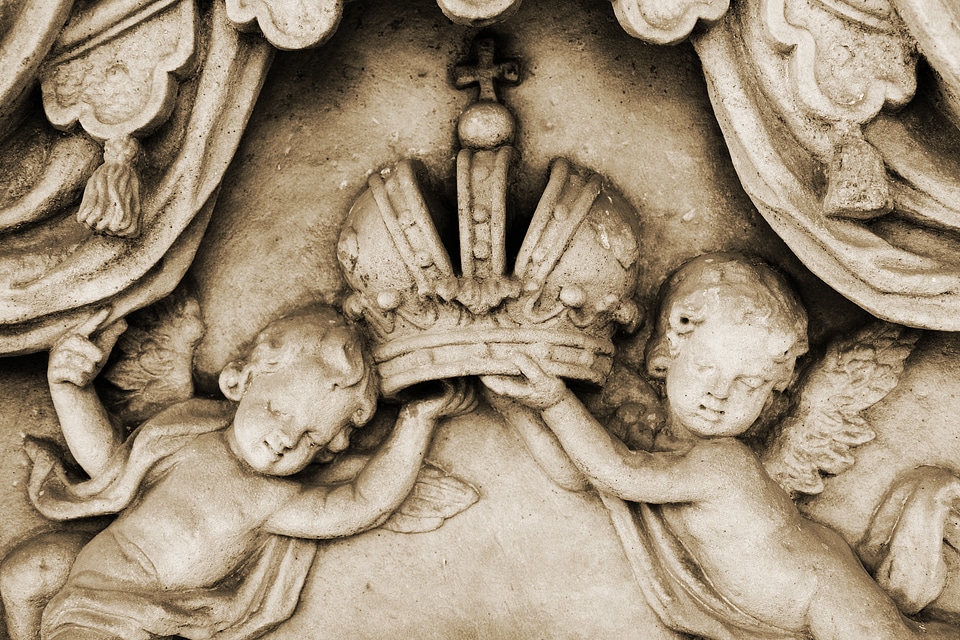 Child church crown