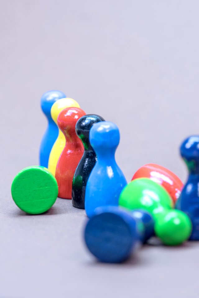 Stones cone gesellschaftsspiel
