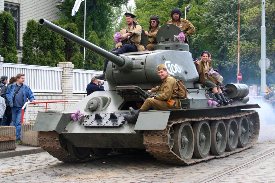 Soldiers tanks military parade