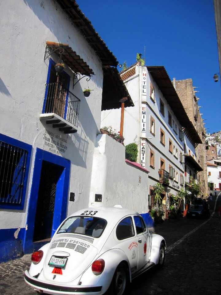 Blue sky cobblestone tasco