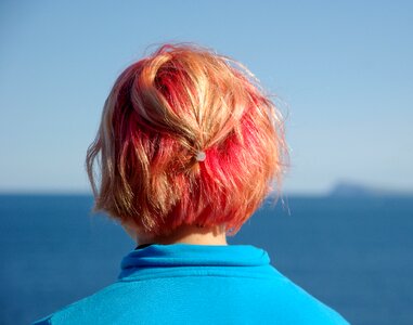 Roux hairstyle woman