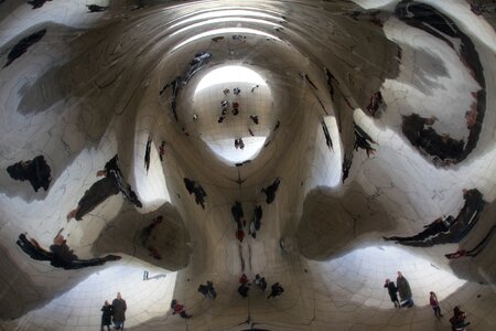 Mirroring chicago bean gloss