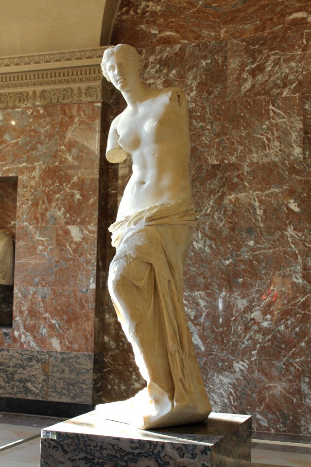 Paris sculpture greek