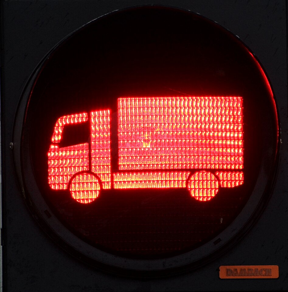 Commercial vehicle auto light characters