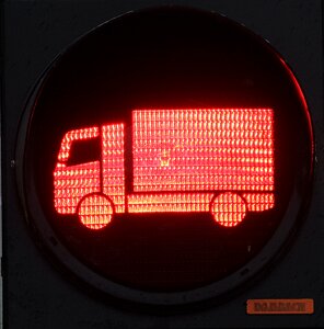 Commercial vehicle auto light characters