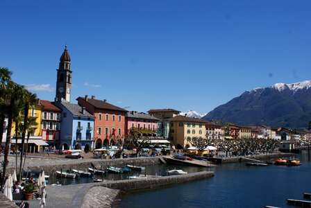 Switzerland bank lake photo