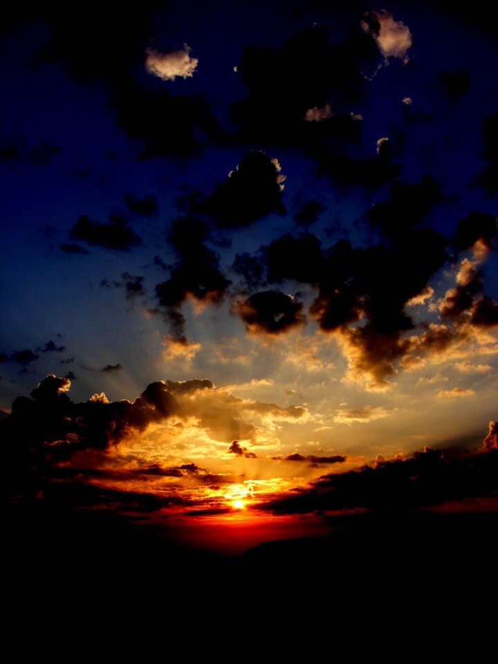 Cloud twilight red