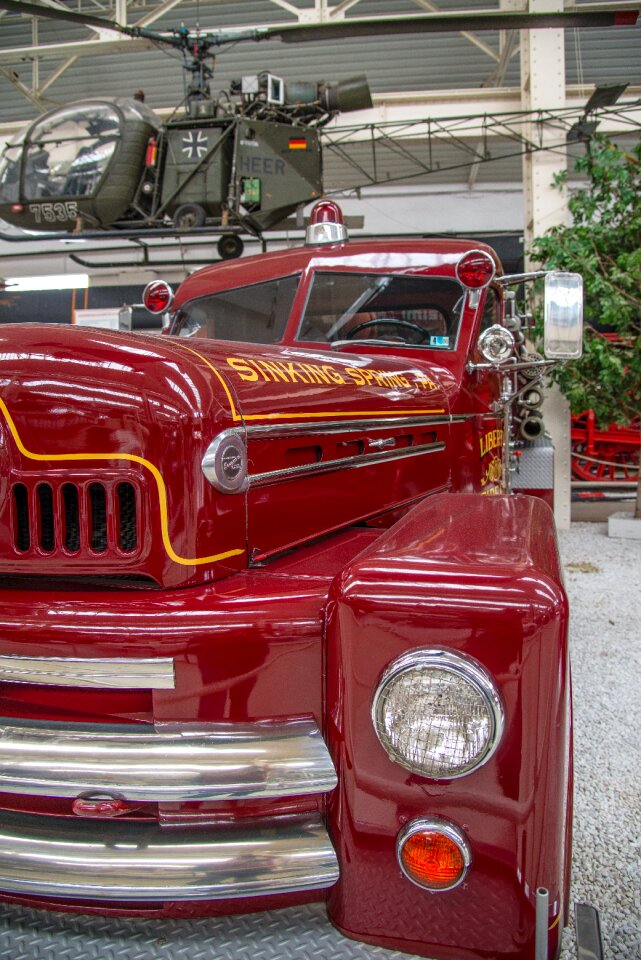 Retro red auto