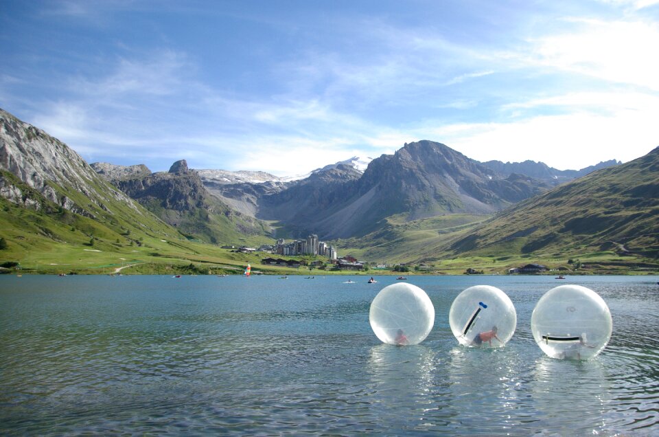 Children's games lake bubbles