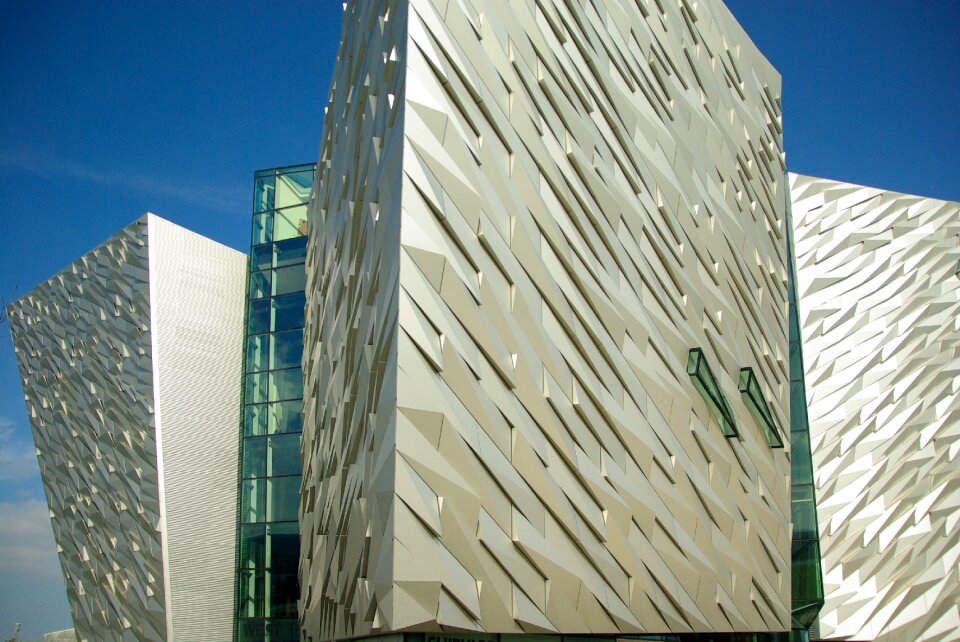 Museum titanic architecture