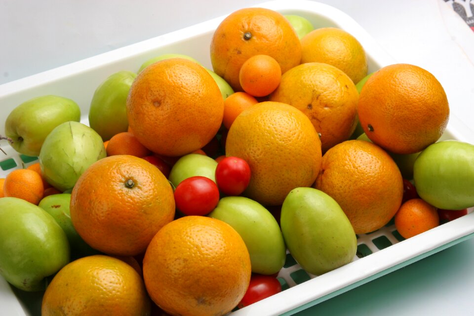 Fruit oranges dish