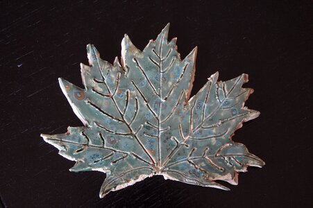 Maple leaf green replica photo