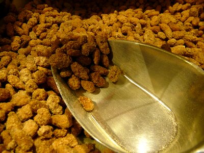 Peanut kernels brown confectionery