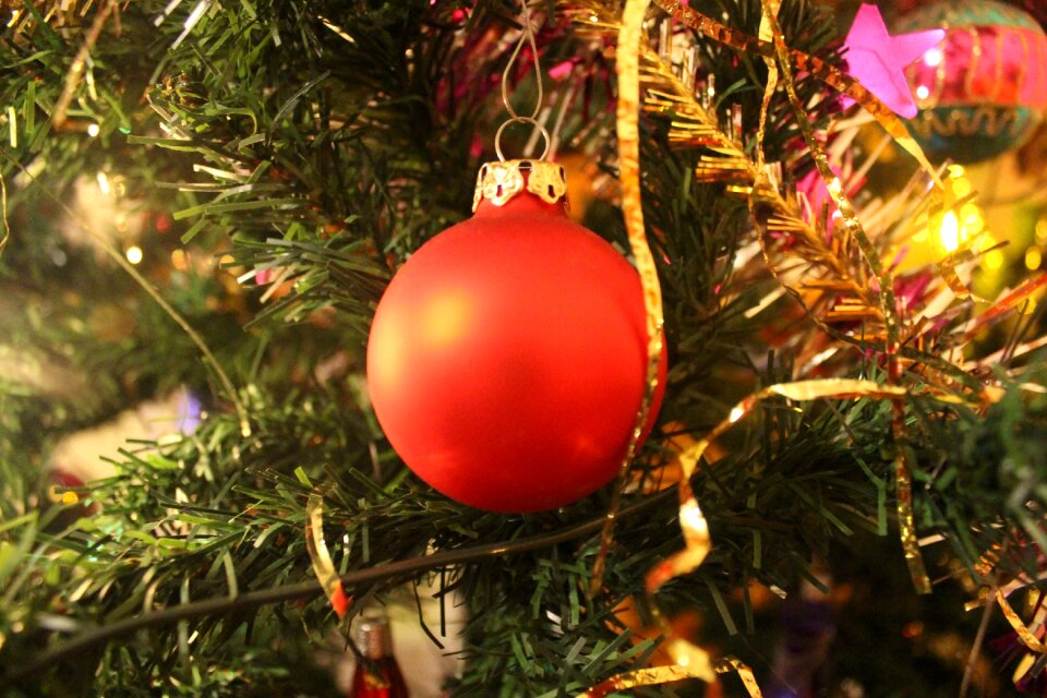 Trappings christmas decorations needles