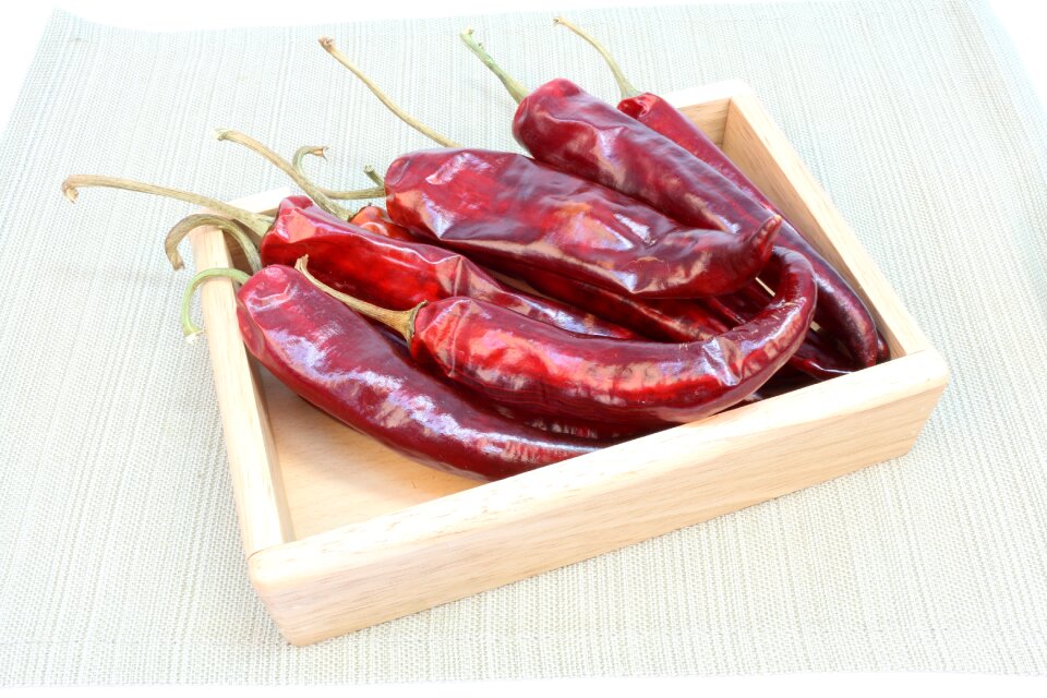 Red pepper dry pepper peppers image