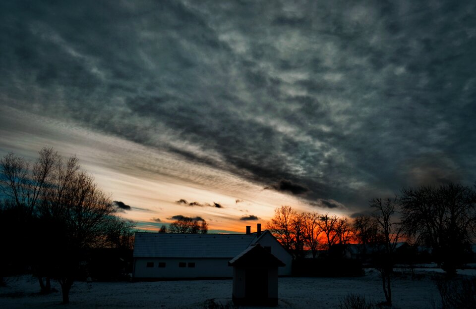 Landscape winter house