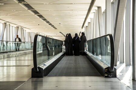 Arabs escalator perspective photo