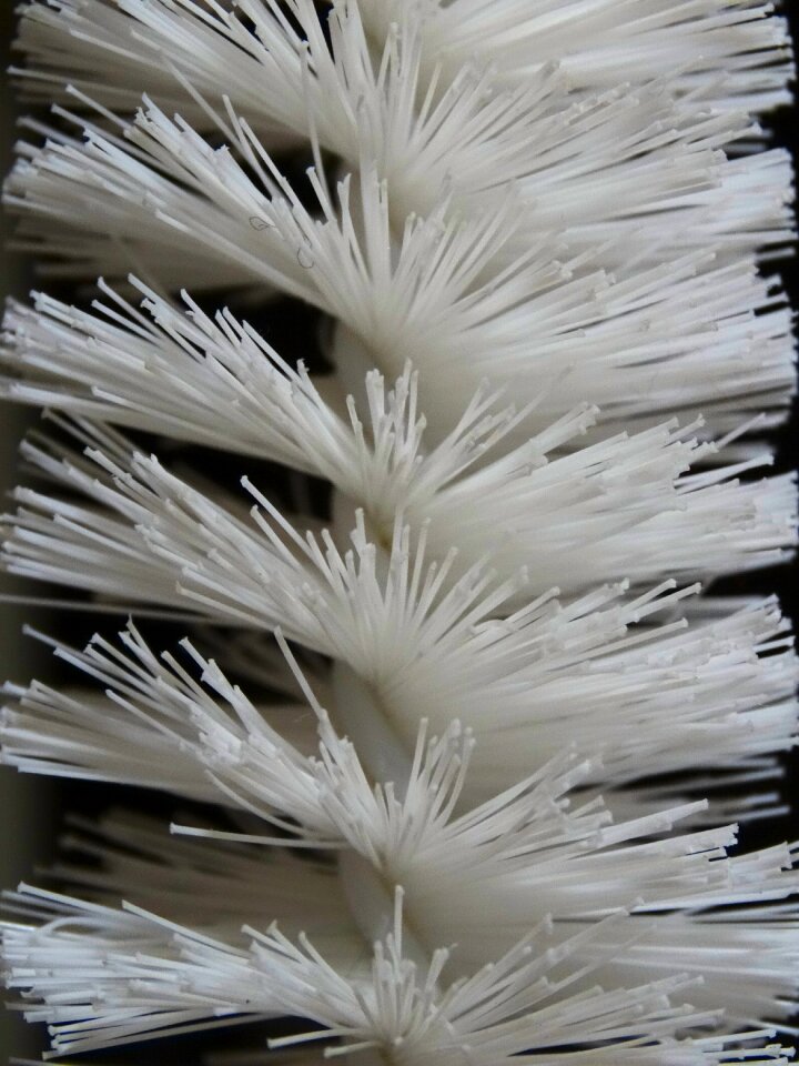 Spiral plastic threads white