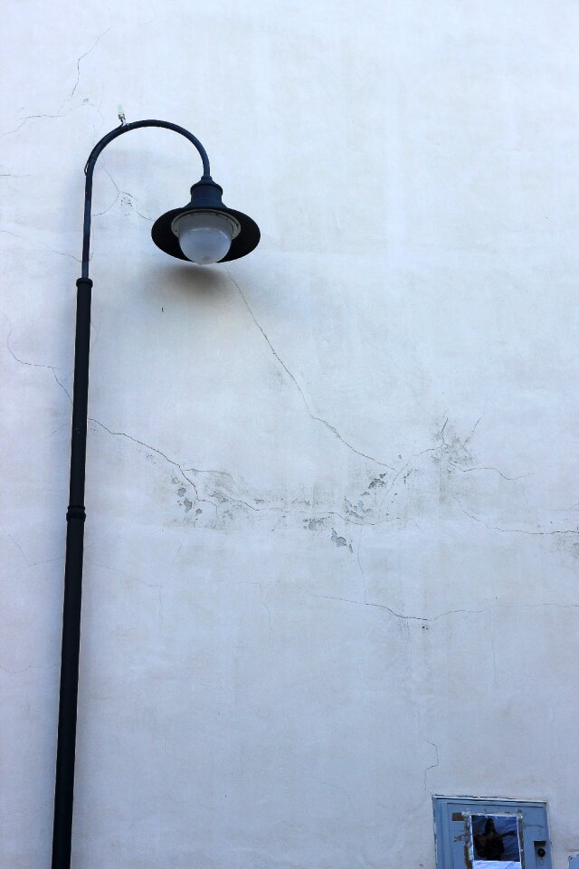 Light historic street lighting wall