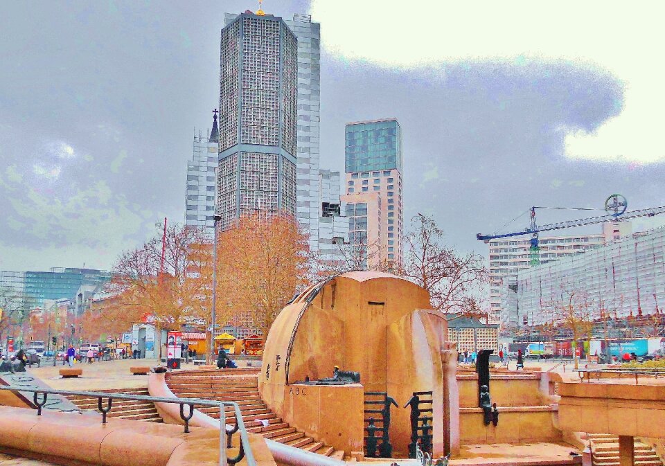 Project parzival fountain construction europa center gedächtniskirche
